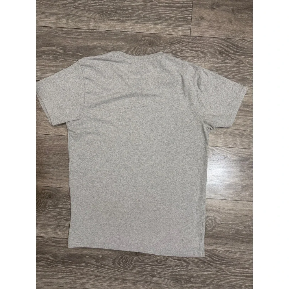 Disney Lilo & Stitch Junior Tee L Ohana Means Family Gray Graphic Disney Hawaii